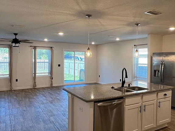 5th image of 5781 Guinevere Ln