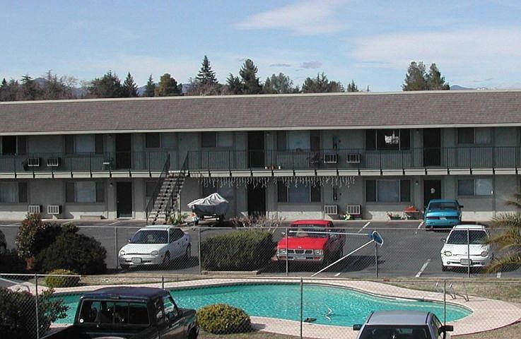 2nd image of 1685 Sequoia St APT 53