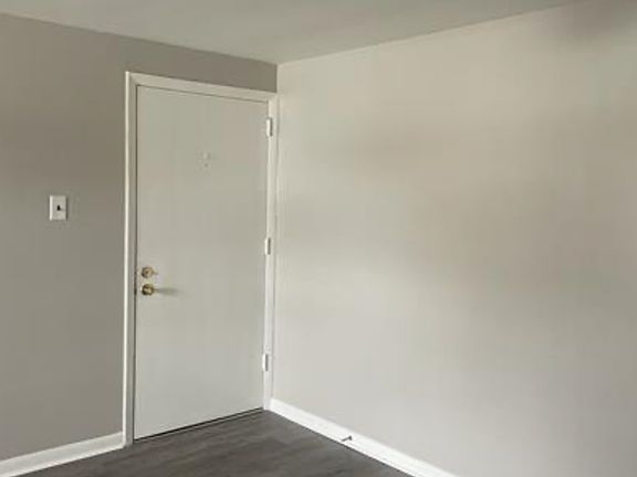 3rd image of 225 W Chester Pike APT 7