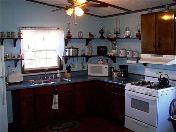 KITCHEN 2