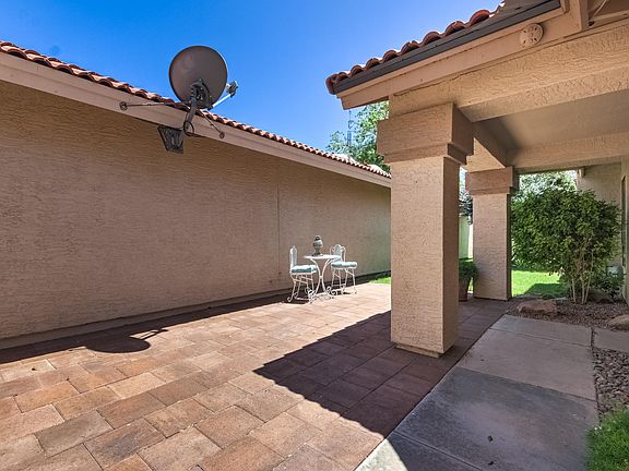 4th image of 1001 W Sunward Dr