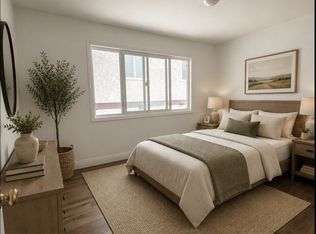 4822 Rosewood Ave APT 4, Los Angeles, CA 90004