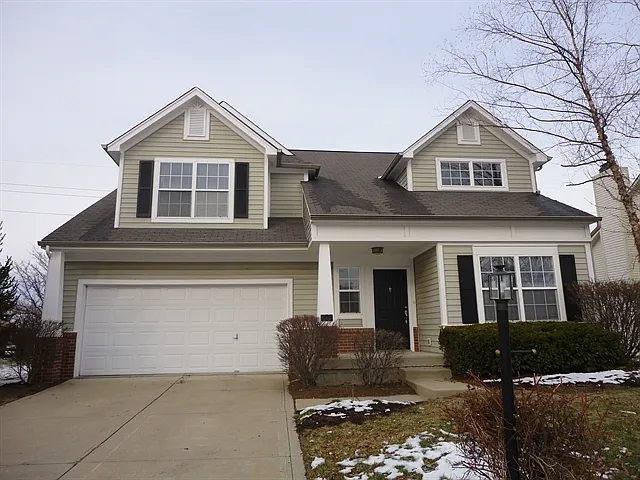 242 W Tansey Xing