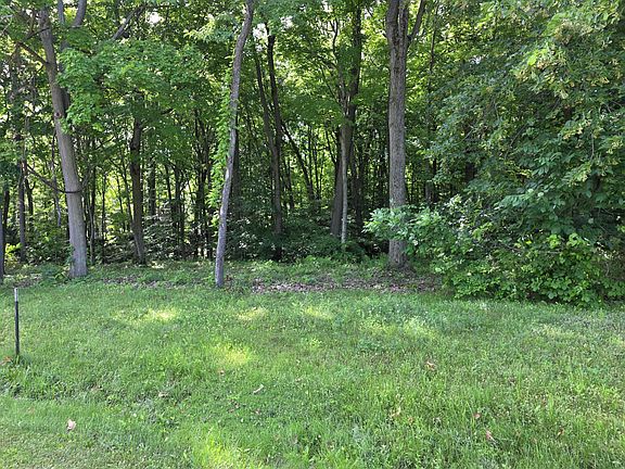 2nd image of 17647 Summerhill Ln #40