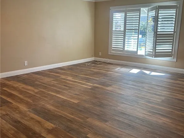 3058 Madison Ave, Costa Mesa, CA 92626