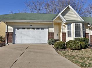 404 Cardinal Commons Ct, Saint Peters, MO 63376