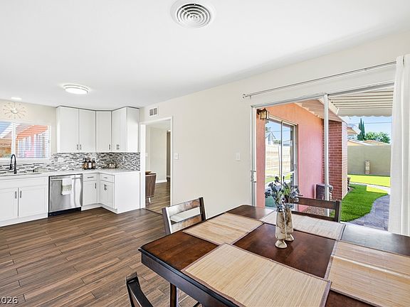 5th image of 615 Don Vincente Dr