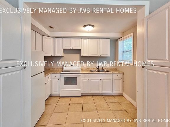 3rd image of 4909 Avenue B