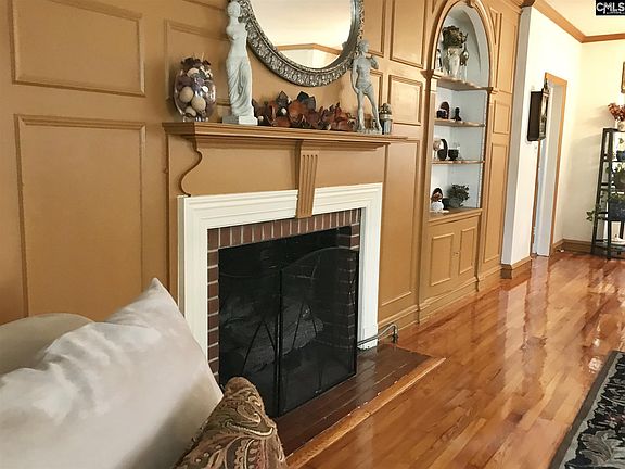 5th image of 675 Stanley St