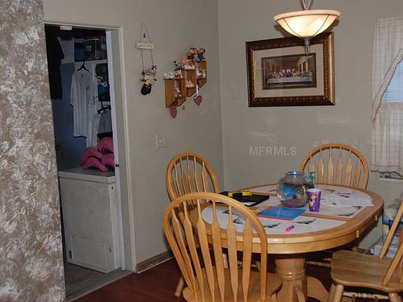 4th image of 111 Tucker Dr
