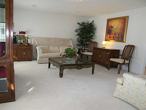2nd image of 24 Summer Hill Dr