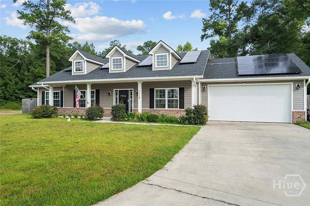 3 bed, 2.0 bath, 1644 sqft, $2,250 — Photo 3