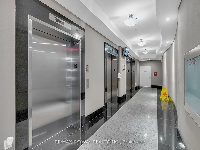 628 Fleet St #LPH03 — Photo 7