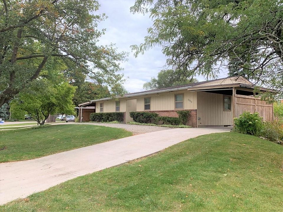 1st image of 3212 Melody Ln