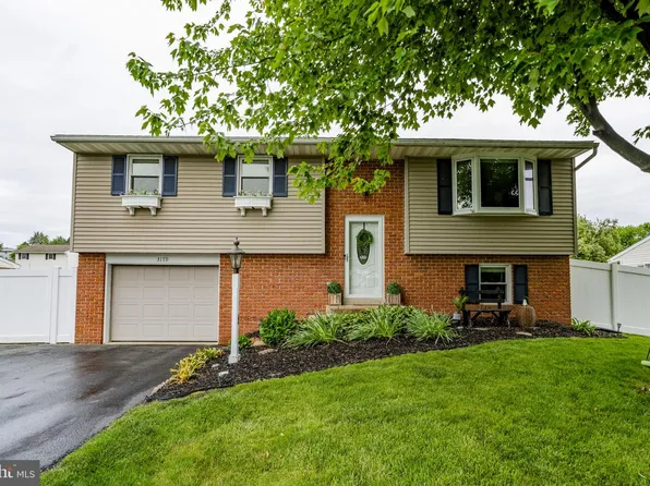 3179 Glengreen Dr, Lancaster, PA 17601