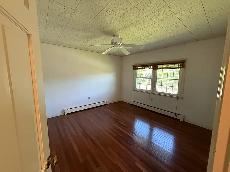 499 S Prospect St #6 — Photo 6