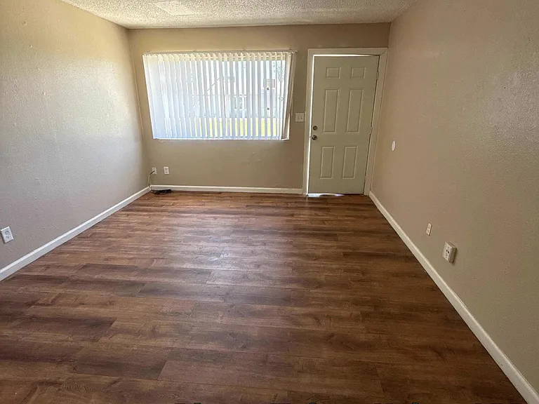 720 Terrace Way #43 — Photo 4