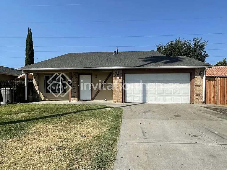 2847 Norcross Dr — Photo 1