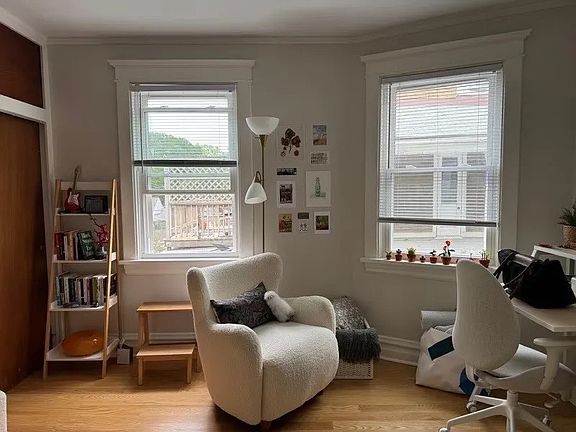 5th image of 1119 Garnett Pl APT 2