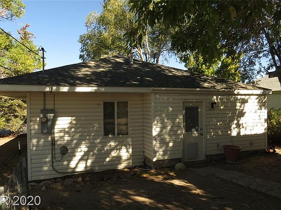 3rd image of 1012 E Aultman St