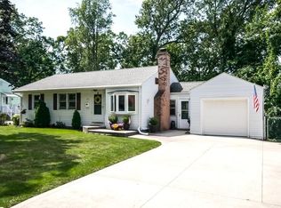 212 W Allen Ridge Rd, Springfield, MA 01118