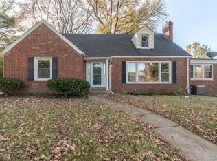 3 Dunmore Ct, Saint Louis, MO 63135