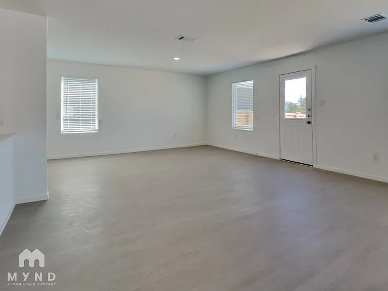 539 Layne Overlook — Photo 8