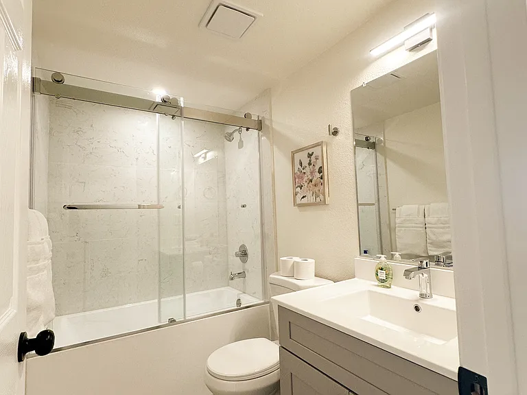 20687-89 Park Cir W #2 — Photo 25