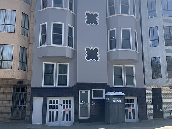 4th image of 1325 Lincoln Way APT 3