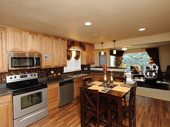 1010_fulton_street_MLS948046_HID635756_ROOMkitchen