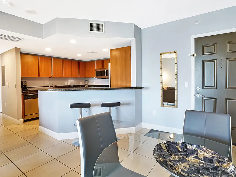 610 Clematis St #538 — Photo 9