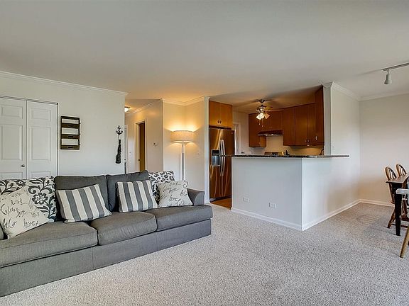 5th image of 331 Silverwood Ct