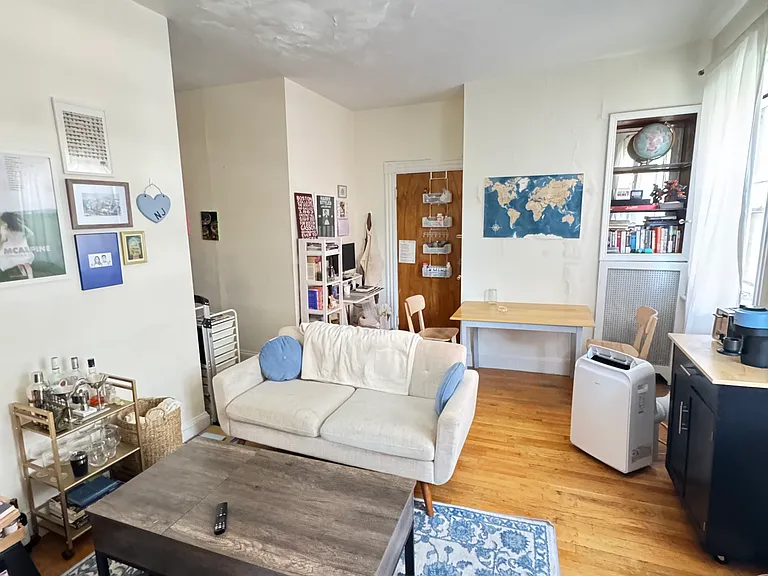 119 Park St #9 — Photo 4