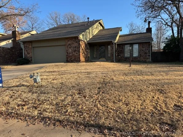 604 Prattwood Cir, Sand Springs, OK 74063