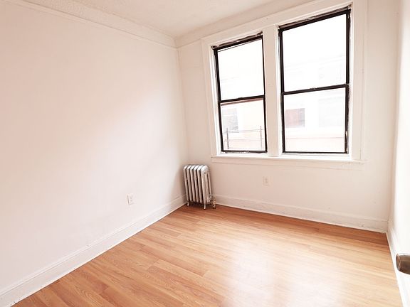 5th image of 1128 Wheeler Ave APT 2R