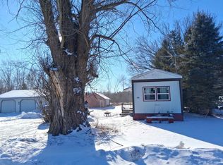 507 E Groninger St, Suring, WI 54174