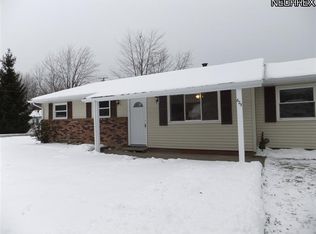 625 Carson Ave, Grand River, OH 44045