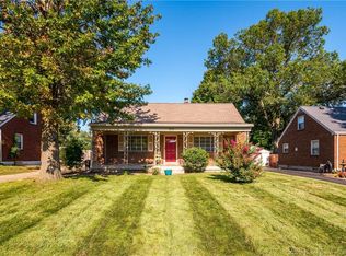 610 Kewanna Dr, Jeffersonville, IN 47130