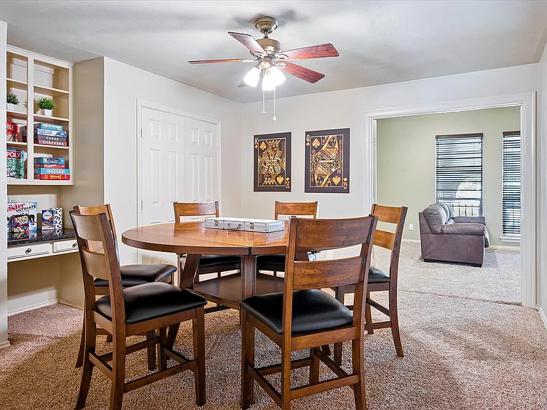 2309 Parker Rd — Photo 27