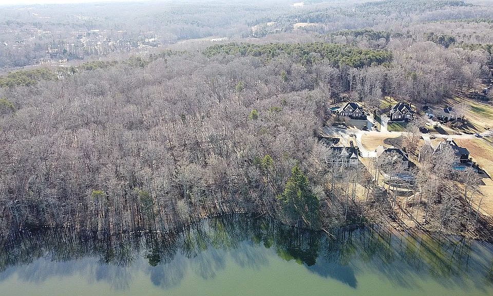 2nd image of Woodfin Rd