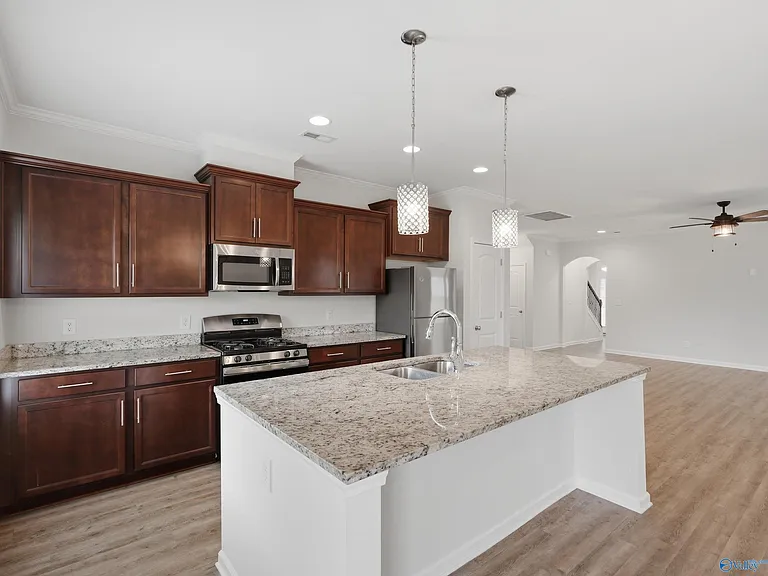 122 Kretzer Ct — Photo 7