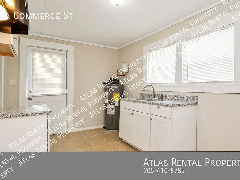 495 Commerce St — Photo 16
