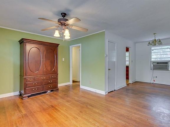 4th image of 207 Tallman Dr