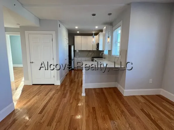 (undisclosed Address), Medford, MA 02155