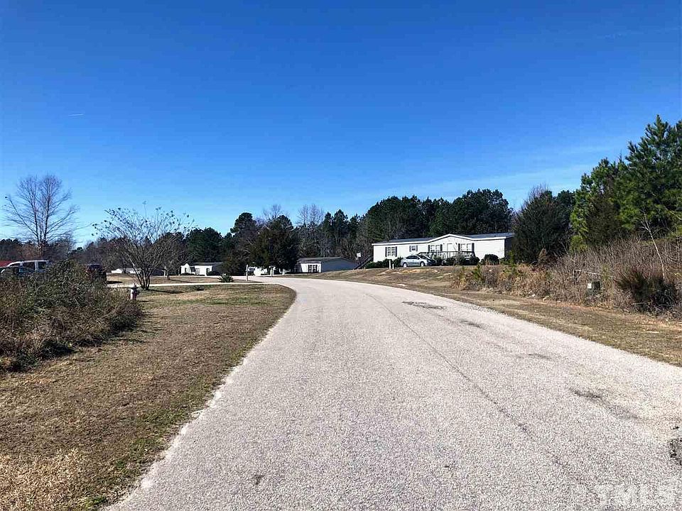 2nd image of 150 N Ridge Dr