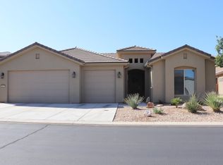 1859 W Carmel Bluffs Dr, St George, UT 84790