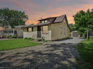 275 Redfern Rd, Chippewa Lake, OH 44215