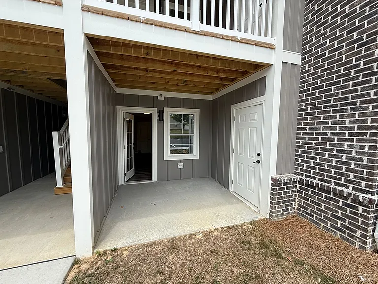 7085 Hanesbrook Cir — Photo 24