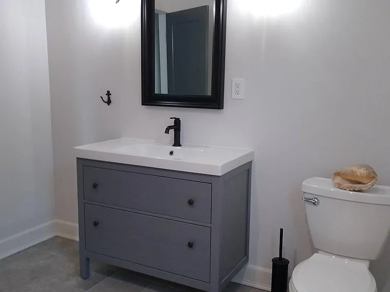 Upstairs bathroom