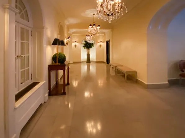 1060 Park Avenue image 3 of 6